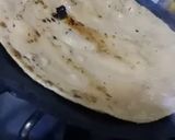 A picture of step 3 of Khasta krara paratha.