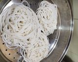 ઈડીયાપમ (Idiyapam Recipe In Gujarati) રેસીપી સ્ટેપ6ફોટો