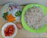 Foto langkah ke 1 dari resep Mie goreng sagu.