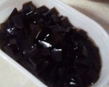 Foto langkah ke 1 dari resep Es Blewah, Cincao Hitam dan Roti tawar Simple #BikinRamadanBerkesan.