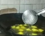 A picture of step 8 of Dahi vada recipe.