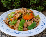 便當菜系列-五花肉炒青椒高麗菜的食譜步驟4照片