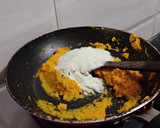 A picture of step 4 of Kesar Mango Coconut Ladoo.