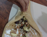 Foto del paso 6 de la receta: Rosca de reyes rellena de frutos secos glaseada de queso crema