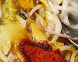 A picture of step 5 of Lauki Arbi Methi Zunka.