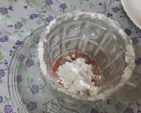 A picture of step 5 of Fresh strawberry and strawberry crushed mojito.