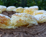 Foto del paso 3 de la receta: Roscón de hojaldre con trufa