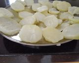 A picture of step 7 of Meditrian pasta Fritatta.
