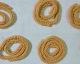 A picture of step 6 of Chakli Murukku.