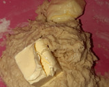 Foto del paso 3 de la receta: Bollos rellenos de queso crema y manchego