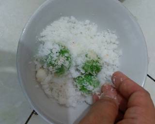 Klepon langkah memasak 6 foto