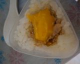 Foto langkah ke 3 dari resep Onigiri Tuna Mayo.