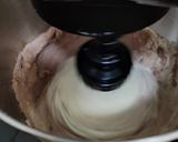 Foto langkah ke 3 dari resep Cake Ulang Tahun Sederhana Lembut Enak.