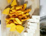 Hình bước làm 3 của món Canh bí ngô đậu phộng