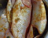 Foto langkah ke 1 dari resep Ikan Nila Goreng sambal Pecak.