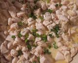 Foto del paso 3 de la receta: Pechuga de pollo con crema y verdeo!
