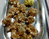 A picture of step 2 of Sabudana Pops.