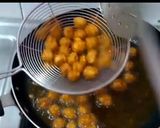 A picture of step 3 of Soya chunks munchurian.