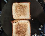 A picture of step 6 of Sooji toast.