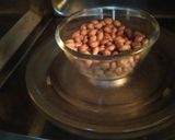 A picture of step 1 of Tips How To Roast Peanuts In Microwave.