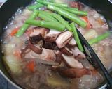 Foto langkah ke 7 dari resep Nikujaga (rebusan sayur dan daging ala jepang).