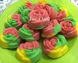 Foto langkah ke 7 dari resep Bolu Kukus Mawar.