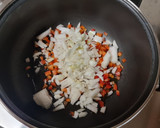 Foto del paso 2 de la receta: Tallarines a la marinera (para enfermos renales)
