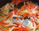 Foto del paso 1 de la receta: Fajitas de carne con verduras