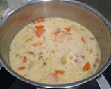 Une image de l'étape 3 de Mijoté de poulet curry et raisin sec.