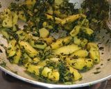 બટાકા અને મેથી નું શાક (Bataka Methi Shak Recipe In Gujarati) રેસીપી સ્ટેપ2ફોટો