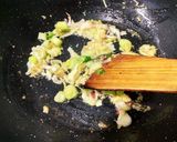 A picture of step 1 of Soya palak rice.