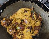 A picture of step 4 of Stuffed brinjal curry.