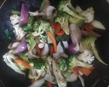 Foto del paso 2 de la receta: Yakisoba fideos fritos al estilo japonés