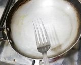 Foto del paso 1 de la receta: Huevo pochado en sartén