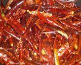 A picture of step 1 of Spicy Red Salsa.