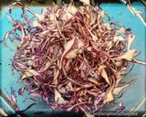 Foto del passaggio 1 della ricetta Filetto Di Trota Con Bottarga Home Made E Cavolo Viola