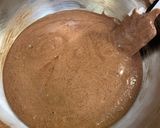 Kakaós piskótatekercs kókusztöltelékkel recept fázis 3 fotója