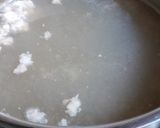 Hình bước làm 2 của món Canh rau chùm ngây nấu tôm thịt
