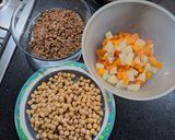 Foto del paso 1 de la receta: Alto guiso de garbanzos y lentejas