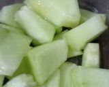 Foto langkah ke 1 dari resep Es Melon Selasih.