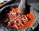Foto del paso 3 de la receta: Salsa de chinicuiles