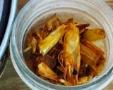 Foto langkah ke 2 dari resep Kaldu Udang homemade.