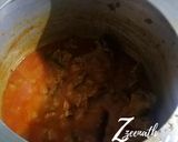 A picture of step 4 of Dhaba Mutton Gravy.