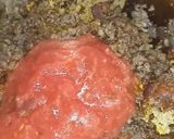 Une image de l'étape 2 de Spaghetti des courgettes à la sauce tomate et viande hachée.