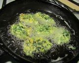 Foto del paso 2 de la receta: Torrejas de acelga!!