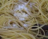 Foto langkah ke 3 dari resep Spaghetti Aglio Olio Sederhana.