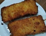 Foto langkah ke 7 dari resep Roti Tawar goreng isi oreo dan keju.