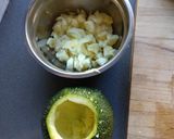 Foto del paso 2 de la receta Calabacín redondo relleno de carne y verduras