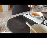 Foto del paso 7 de la receta Bacalao con pasas, piñones y huevo duro