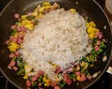 Foto del passaggio 3 della ricetta Riso cantonese